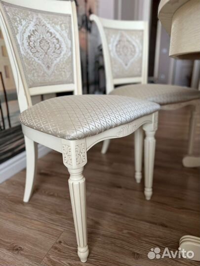 Стол обеденный и стулья бу