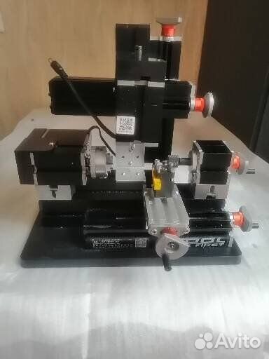 Универсальный станок для пластмассы и металла