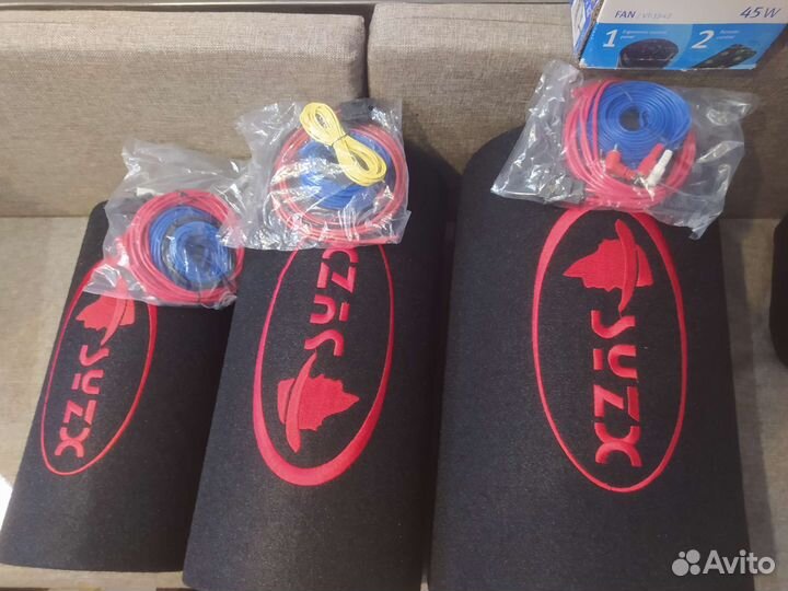 Сабвуферы новые с проводами и усилителем