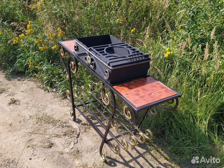 Мангал в наличии