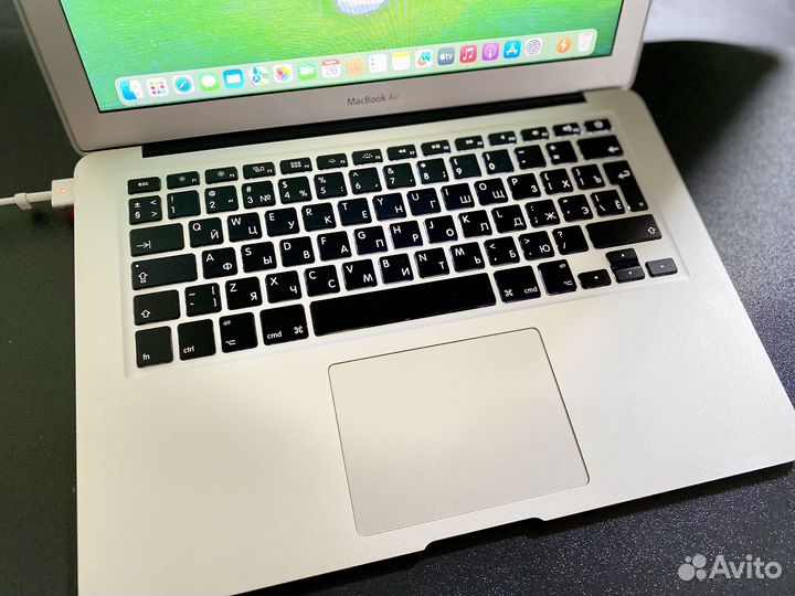 MacBook Air i5 8/128