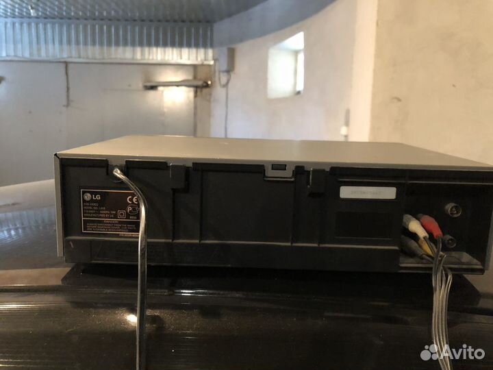 Видео магнитофон LG