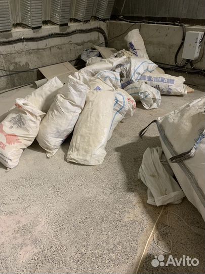Мешки продам оптом от 100 шт. 8р