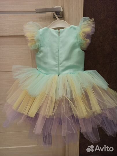 Платье для девочки 104р