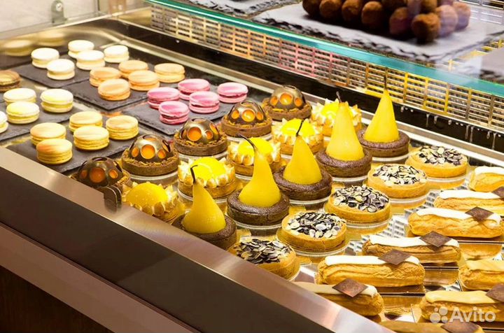 Кофейня-кондитерская в ТЦ