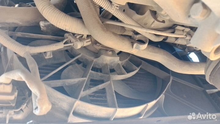 Вентилятор охлаждения в сборе Ford Mondeo 3 2.0