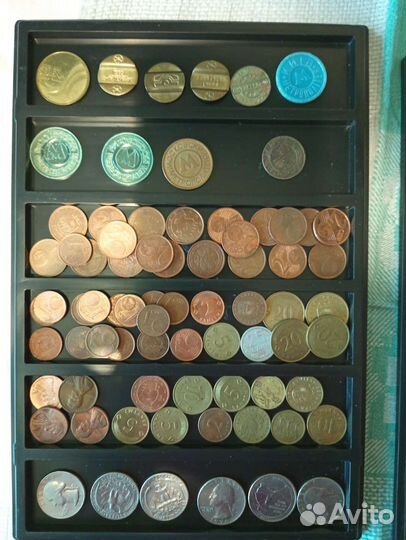 Монеты разных стран, жетоны