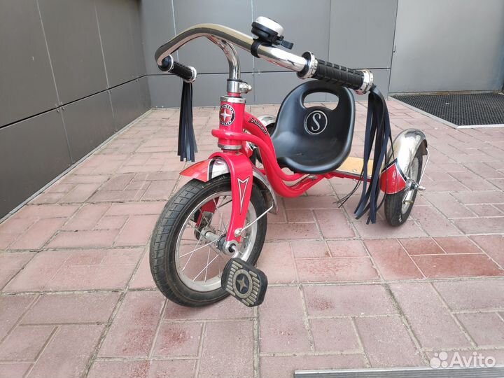 Детский трехколесный велосипед Schwinn