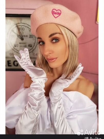 Новая шапка barbie Барби осень зима