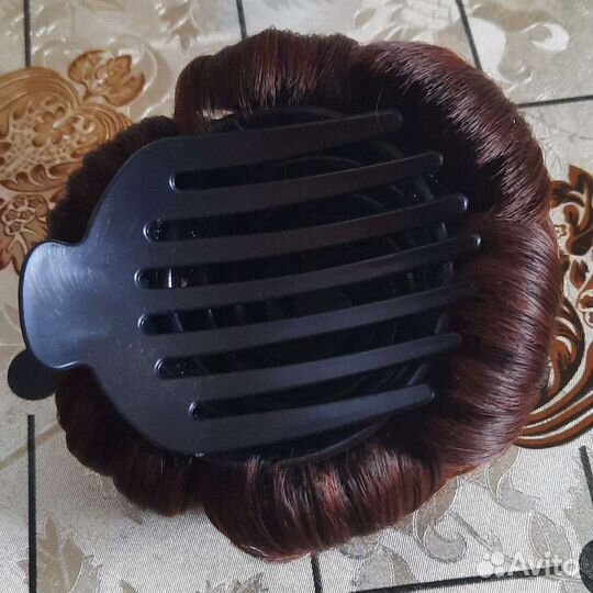 Шиньон на крабе