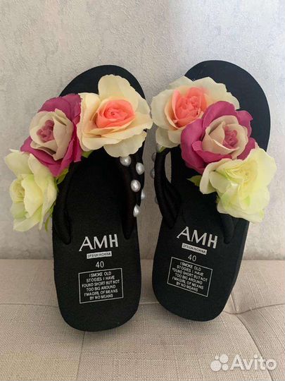 Шлепанцы женские