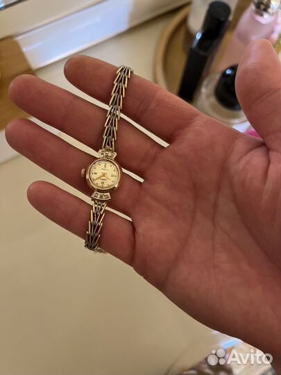 Часы женские 