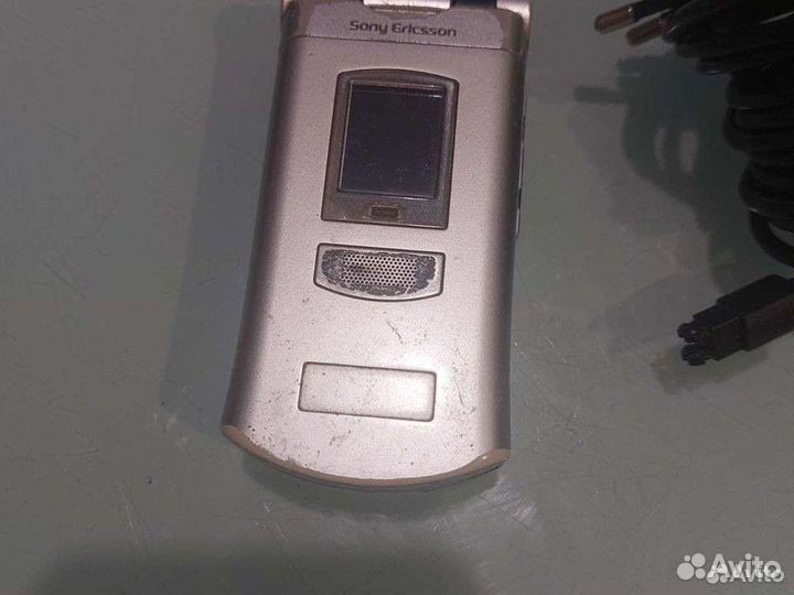 Телефон раскладушка Motorola и Sony Ericsson,Nokia