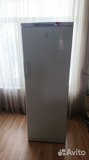 Морозильник Indesit SFR 167 NO frost