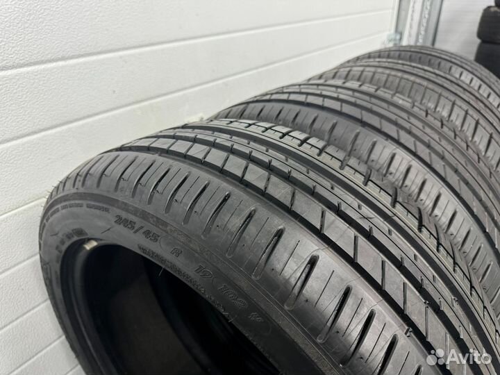 Michelin Pilot Sport 3 225/40 R18 и 255/35 R18 94Y