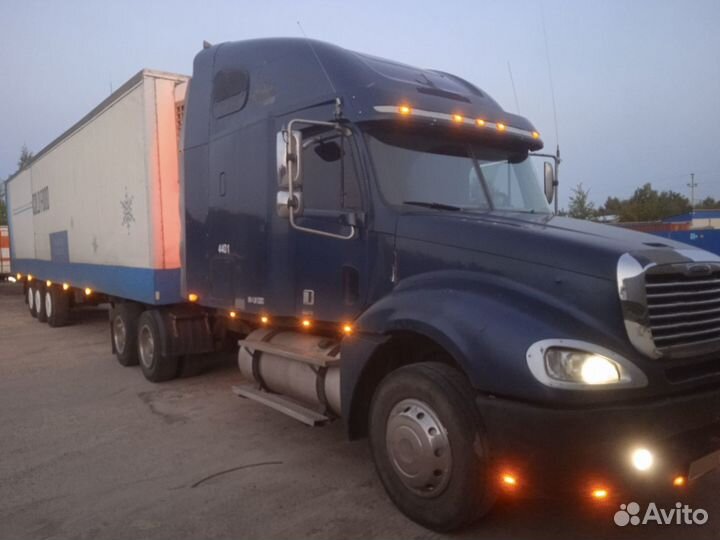 Freightliner Columbia, 2003