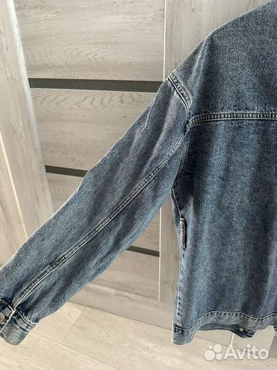 Джинсовая куртка