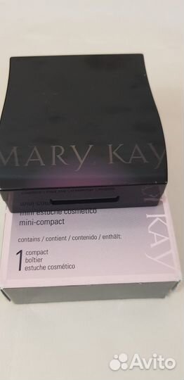 Новая минеральная компактнпя пудра Mary Kay