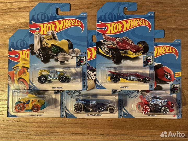 Hot wheels машинки