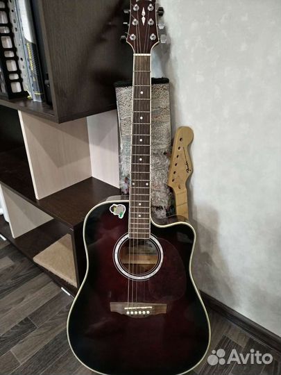 Электроакустическая гитара
