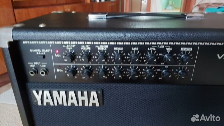 Комбоусилитель yamaha VR3000