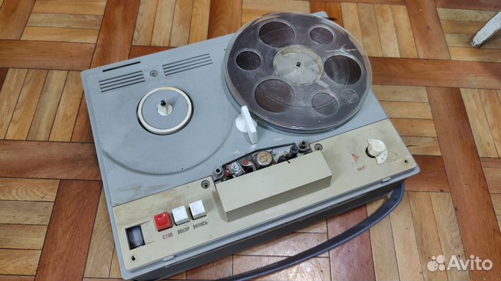 Магнитофон СССР (приставка)