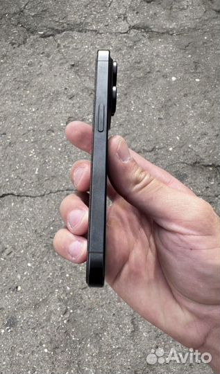 iPhone 15 Pro, 256 ГБ