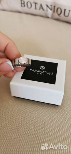 Кольцо nomination с камнем Swarorovski