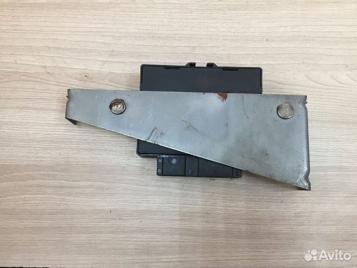 Блок управления ABS Mitsubishi Colt CJ с1995-2003г