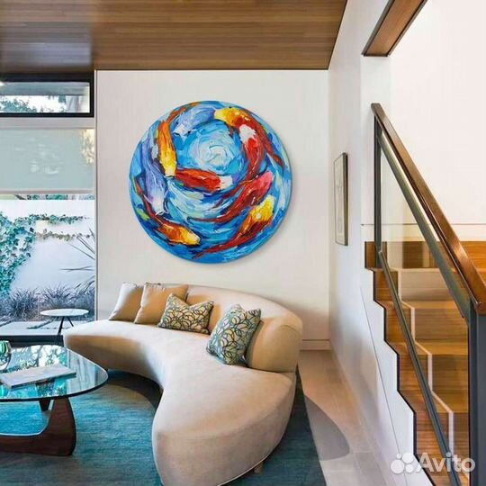 Круглая картина маслом кои