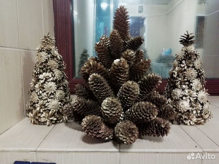 Елка из шишек ручной работы