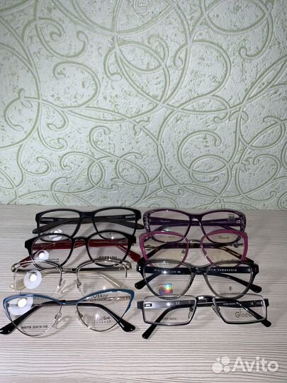 Оправы для очков женские и мужские