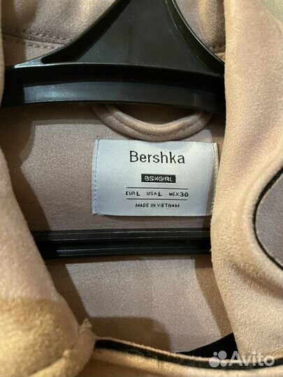 Куртка бархатная bershka