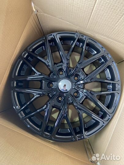 Литые диски на Ниву R18 5*139.7