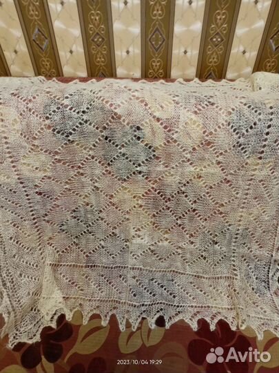 Пуховый платок паутинка