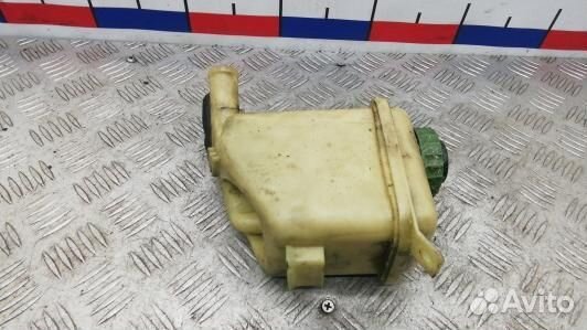 Бачок гу volkswagen touareg 7L (SBE08NO01)