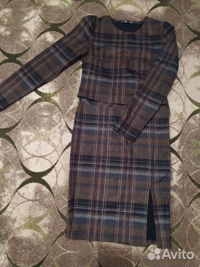 Костюм женский