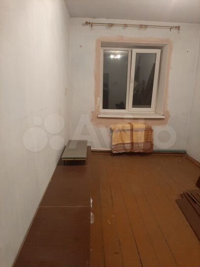 Доля в 2-к. квартире, 40 м², 2/2 эт.