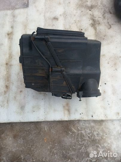 Корпус воздушного фильтра Audi A8 D3