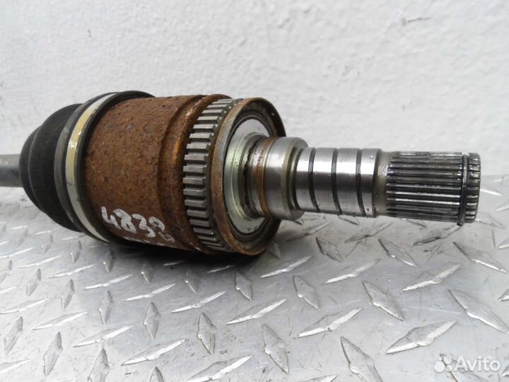 Полуось задняя правая Infiniti Q50 V37