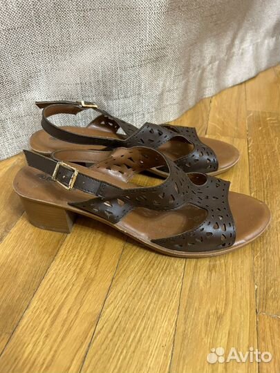 Босоножки 39 40