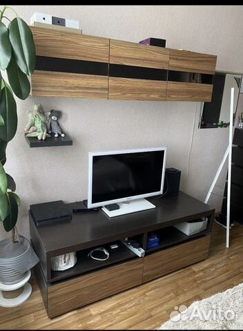 Продам комплект мебели под телевизор