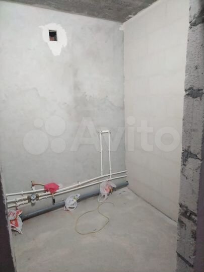 2-к. квартира, 57,3 м², 2/4 эт.