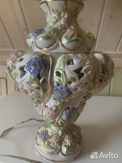 Лампа настольная старинная