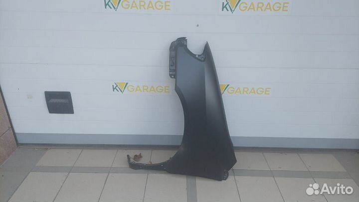 Крыло toyota ipsum 1996-2001 левое