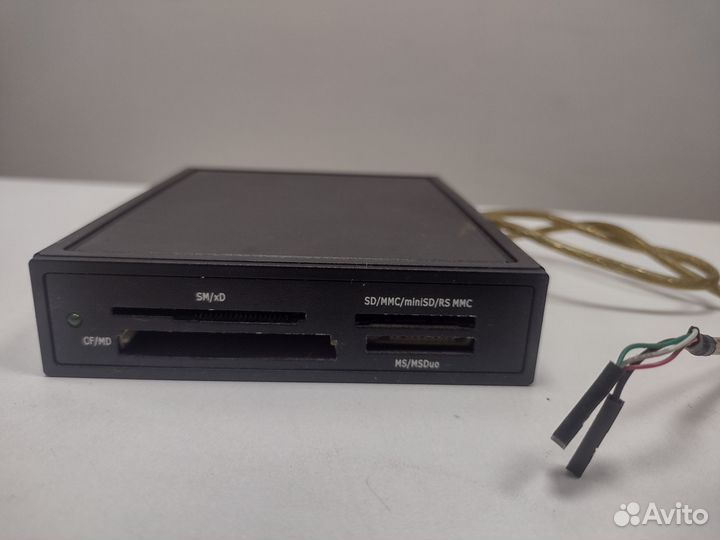 Multi Slot Card reader