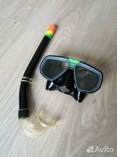 Маска для плавания с трубкой