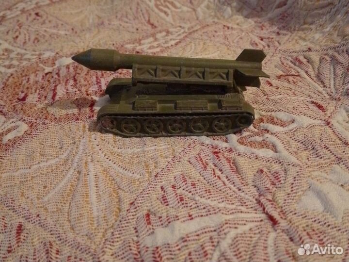 Самоходная ракетная установка СССР