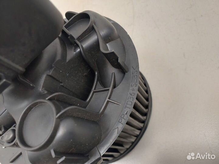 Двигатель отопителя Renault Megane 2, 2005