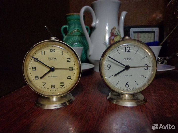 Часы будильник